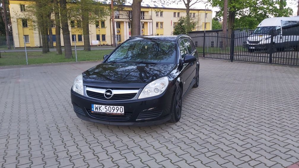 Opel Vectra 1.8 Benzyna Gaz. Bez korozji w dobrym stanie