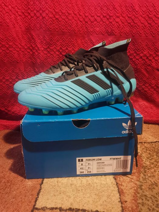 Buty sportowe - piłka nożna