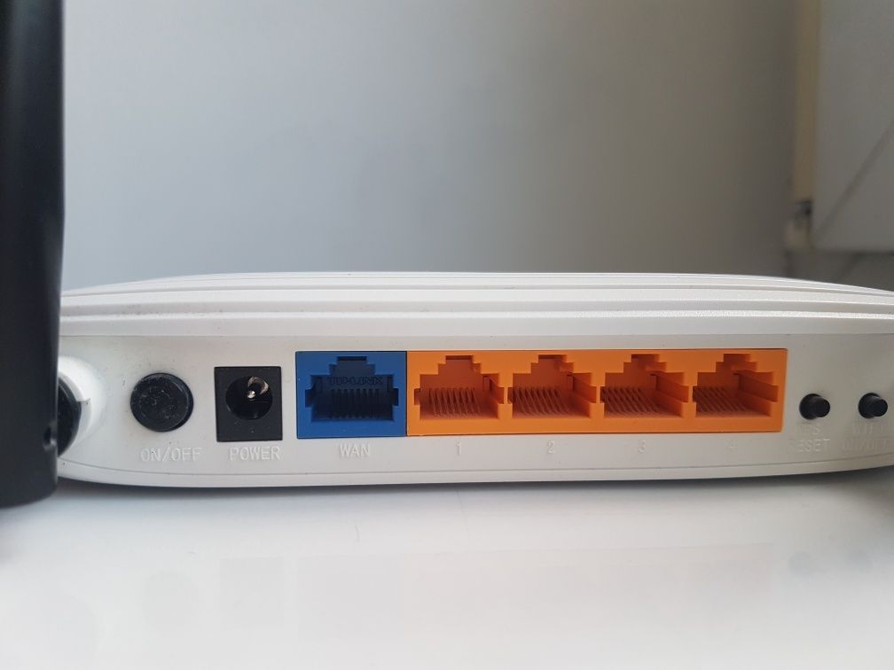 Router WiFi TP-LINK TL-WR841N