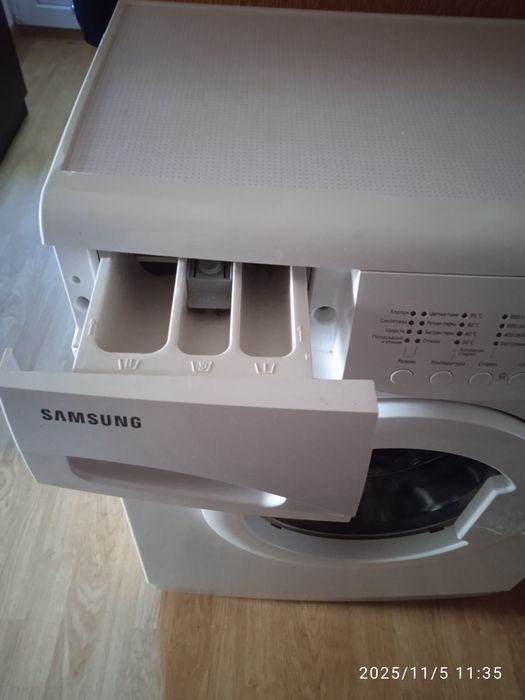 Продам пральну машину Samsung,/бокове завантаження/
