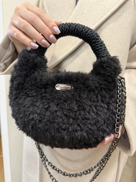 Torebka ręcznie robiona na szydełku