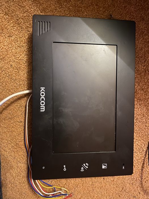 Видеодомофон KOCOM 7” — рабочий, отличное состояние!