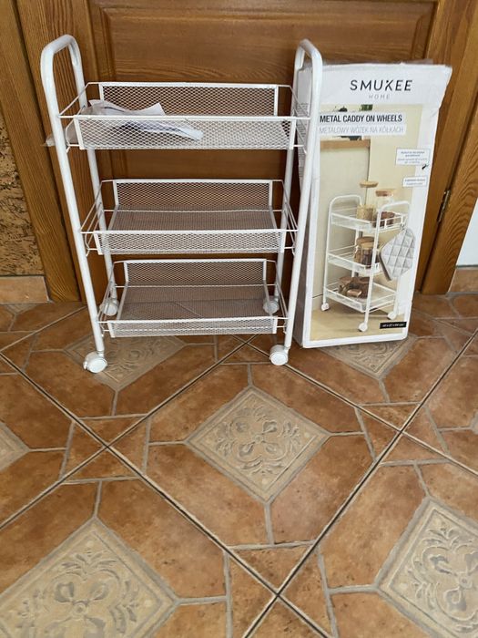 Wózek , regal na kolkach kuchenny