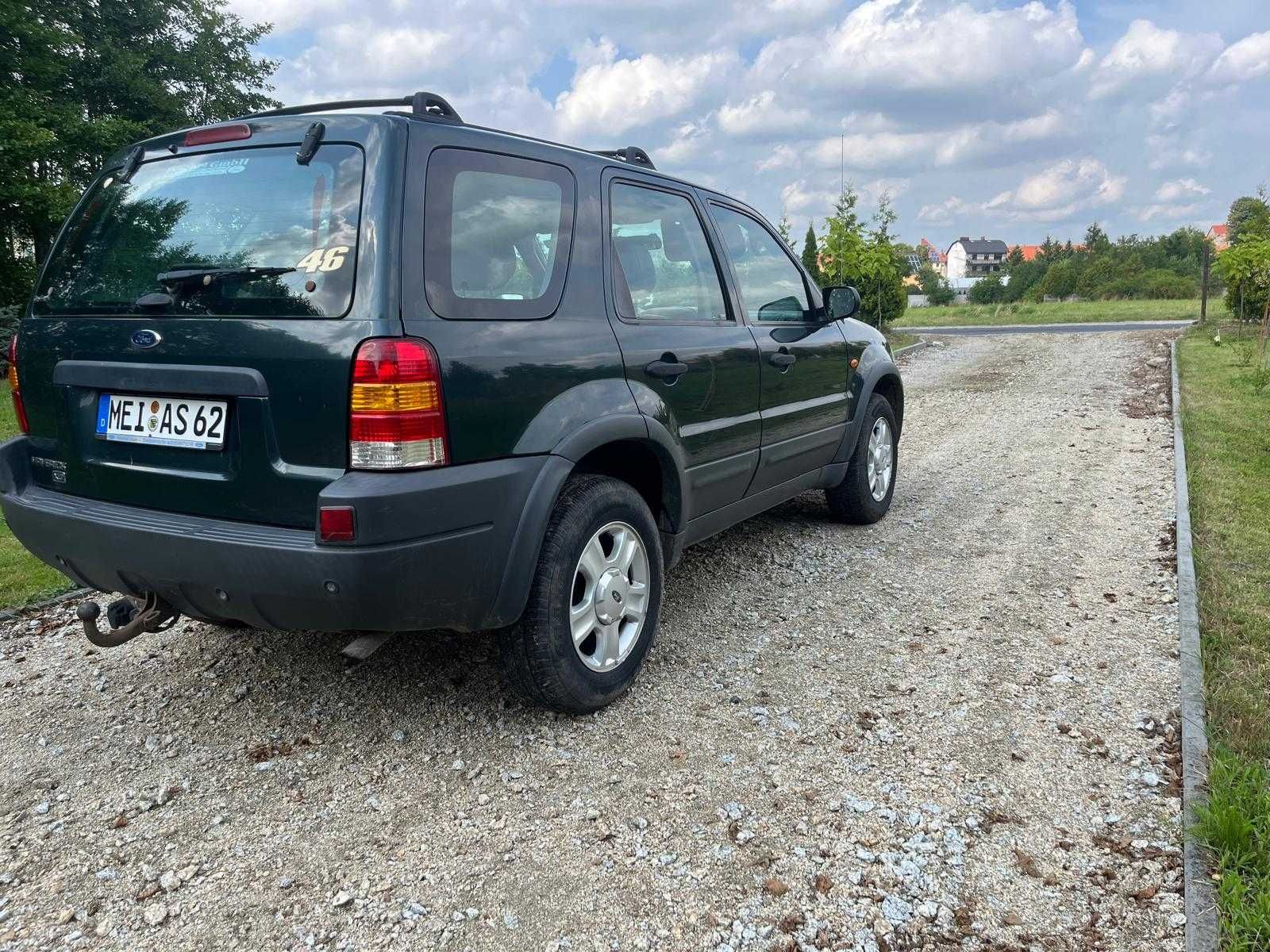 Ładny Ford Maverick,4x4, 3.0 v6 benzyna z Gazem. Automat.Z Niemiec.