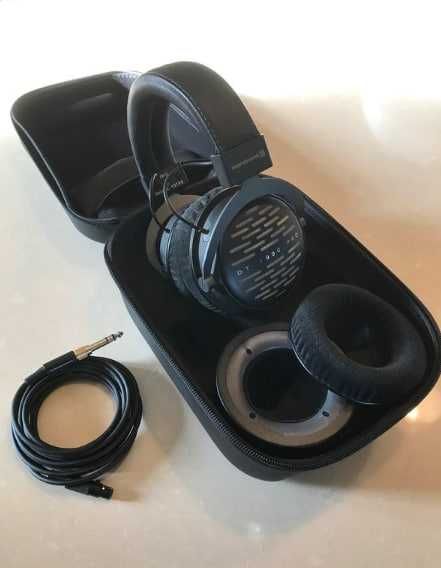 Beyerdynamic DT 1990 Pro