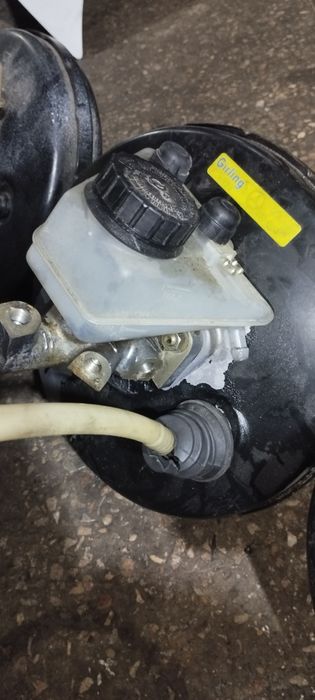 Вакуумный усилитель тормозов, главный цилиндр Мерседес w 124