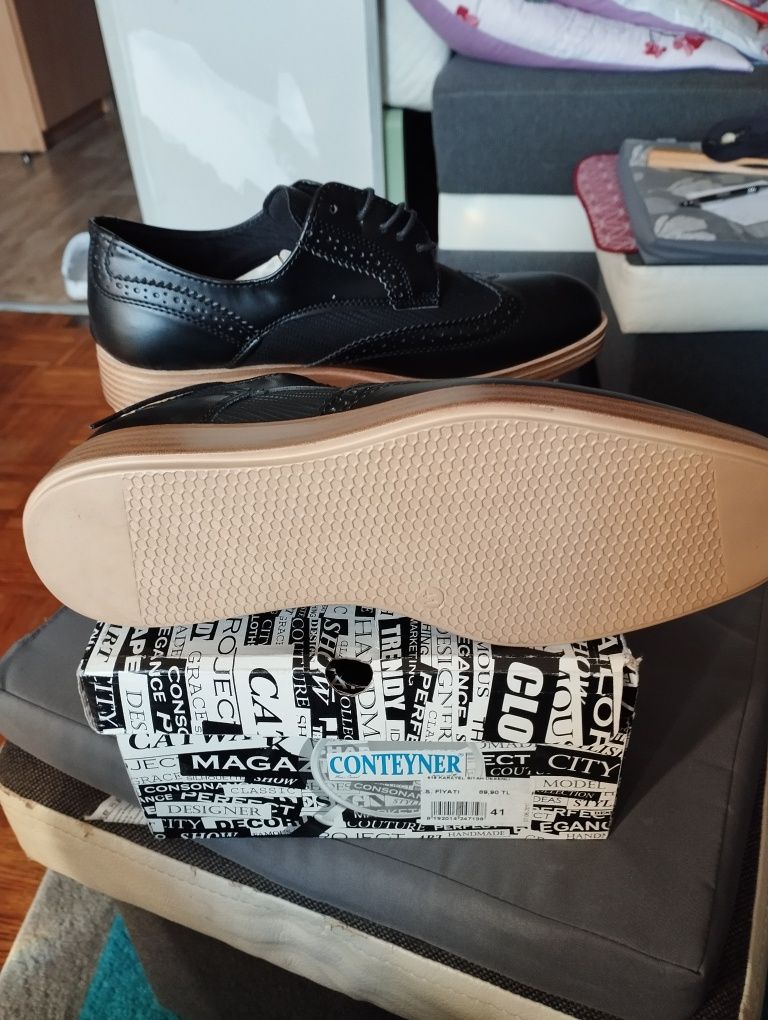 Buty męskie półbuty nowe rozmiar  41