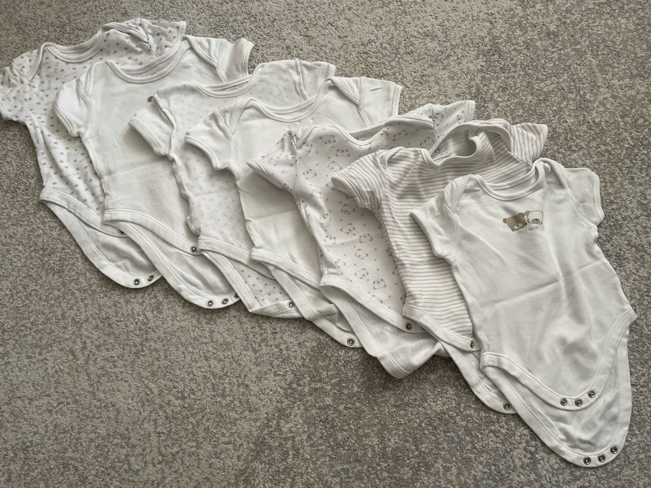 Paka ubran dla dziewczynki rozm 68 i 74