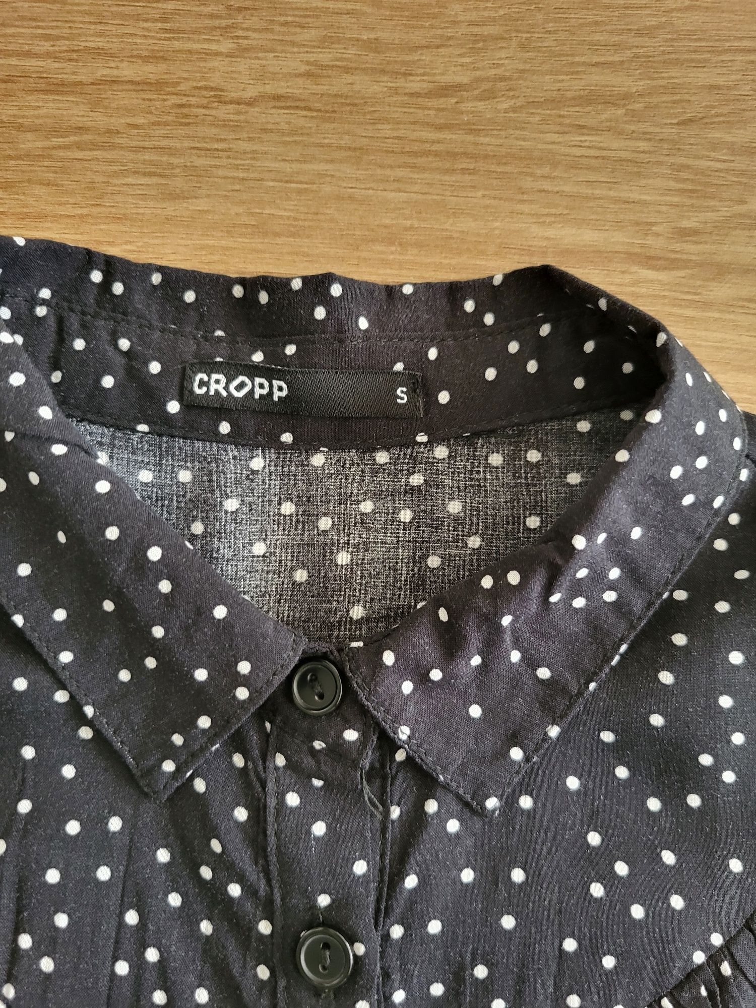 Koszula czarna w kropeczki Cropp S