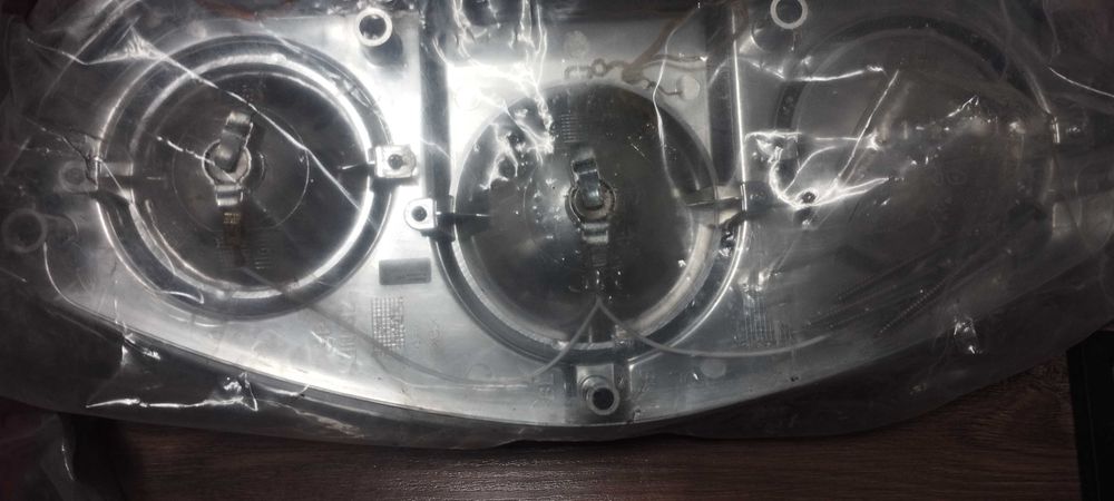 Lampa tylna zespolona HELLA 2SK  343 x440-027 kamper