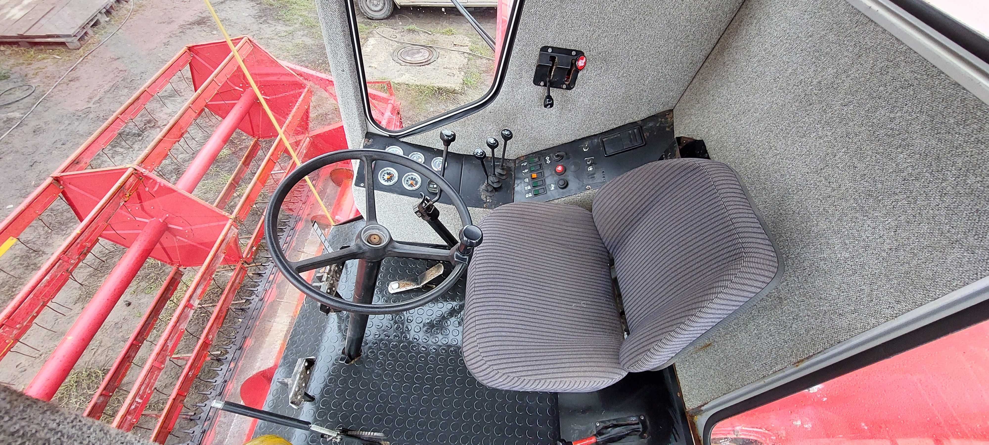 Комбайн зернозбиральний міні комбайн Massey Ferguson 20 3м