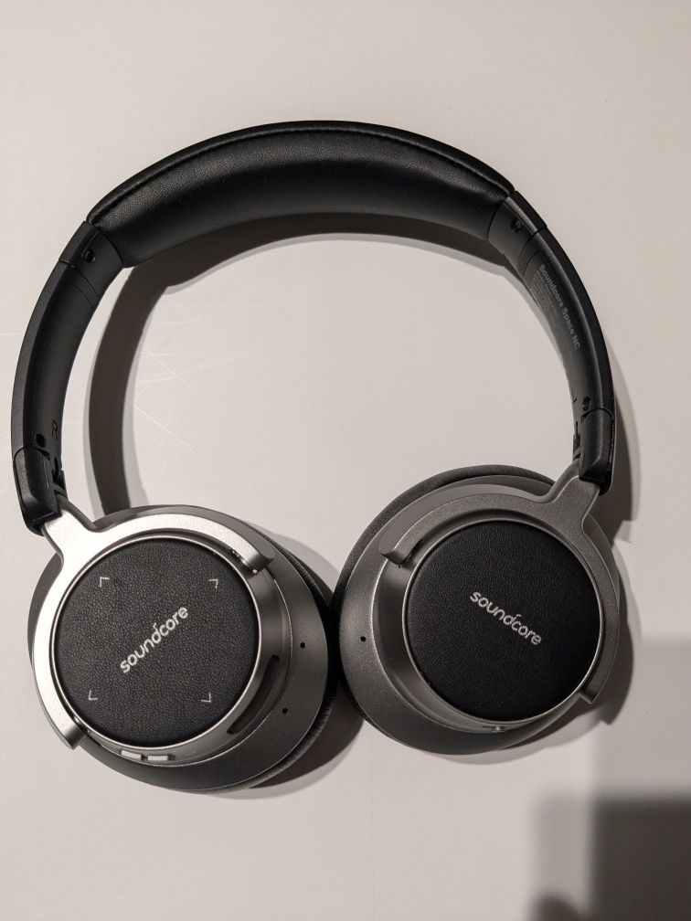 Bluetooth-гарнитура Anker SoundСore Space NC (A3021ZF1)
Bluet