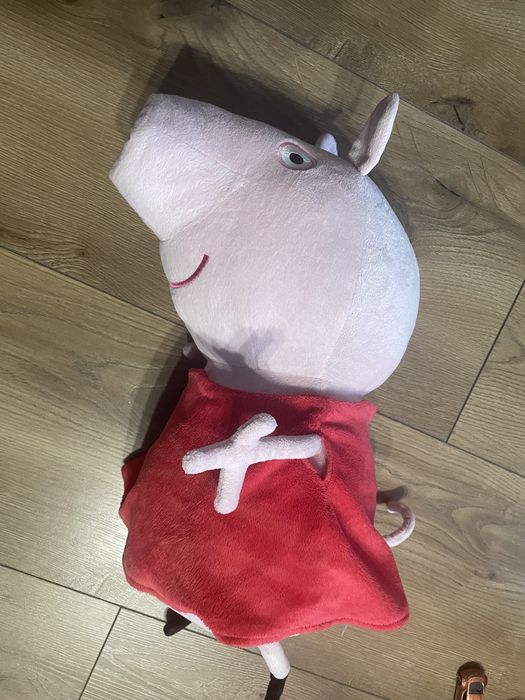 Peppa Pig maskotka 40 świnka mówi liczy po ang super zabawka jak nowa