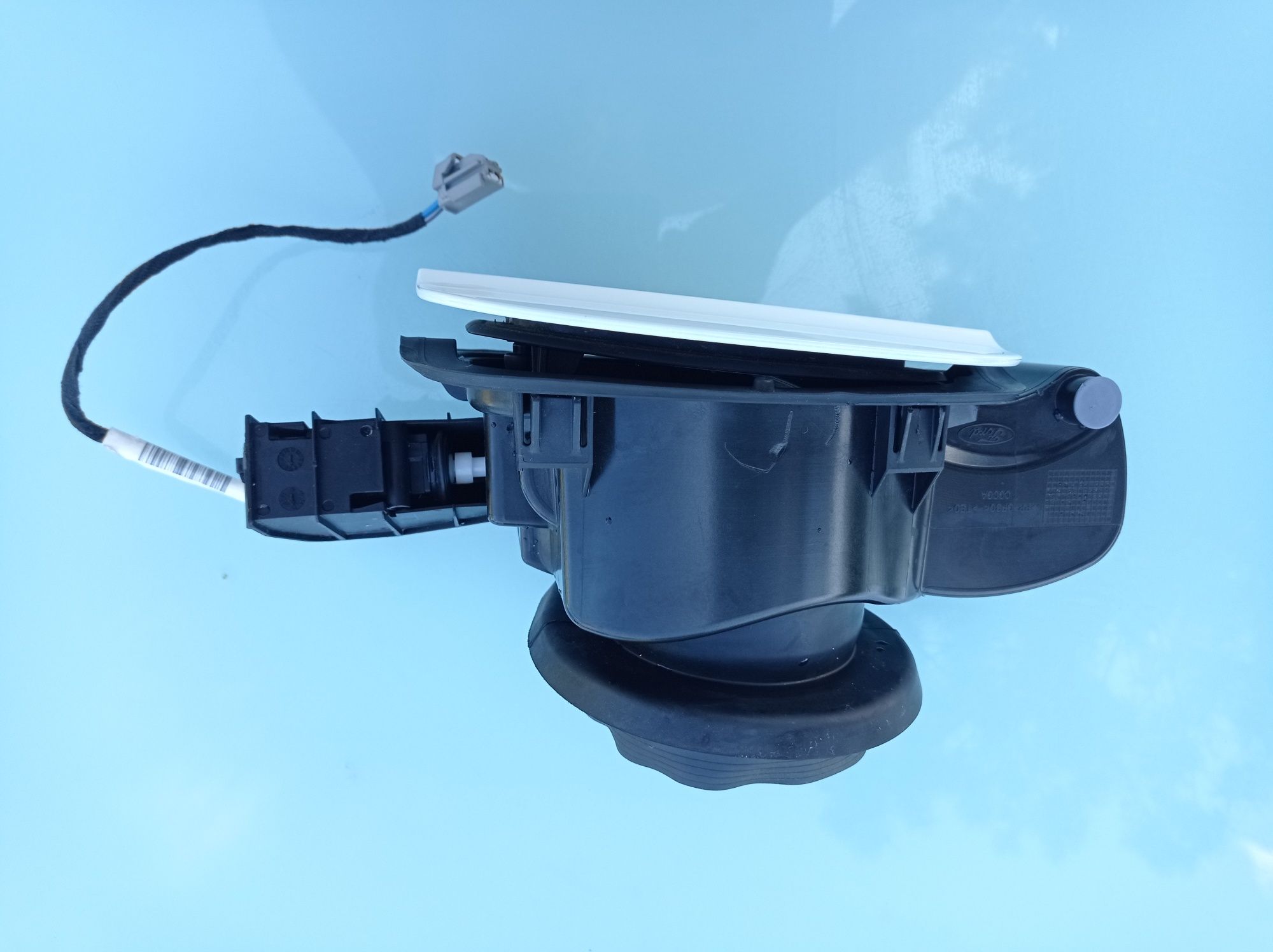 Klapka wlewu paliwa Ford Mondeo mk5