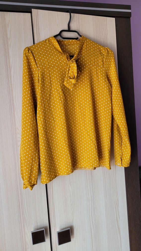 Bluzka na długi rękaw wiązana na kokardę elegancka miodowa w kropki