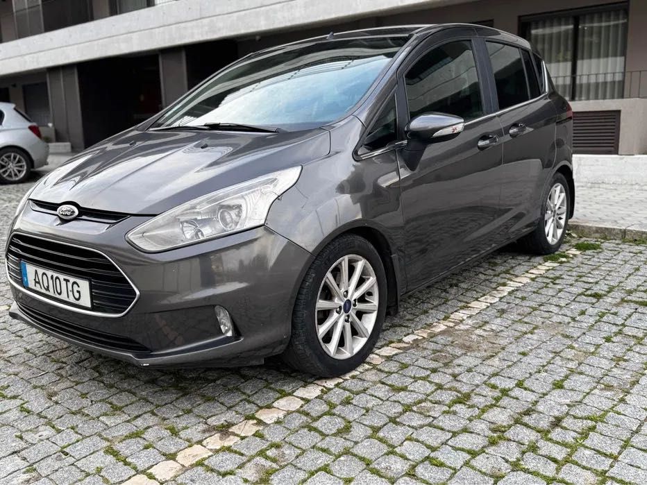Ford B-Max Titanium