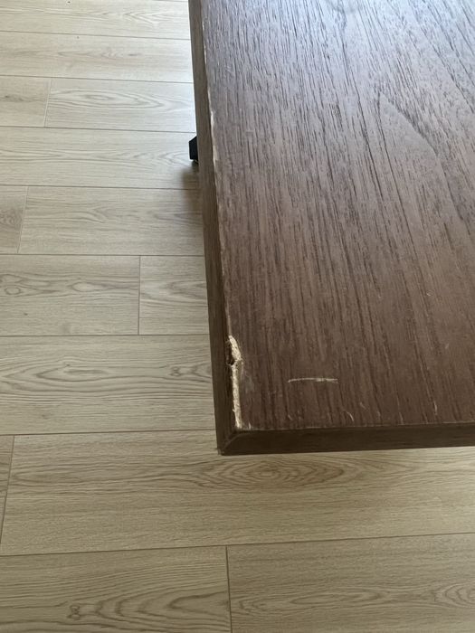 Mesa de Jantar 160cm folheado de nogueira