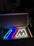 Nowy neon BMW led