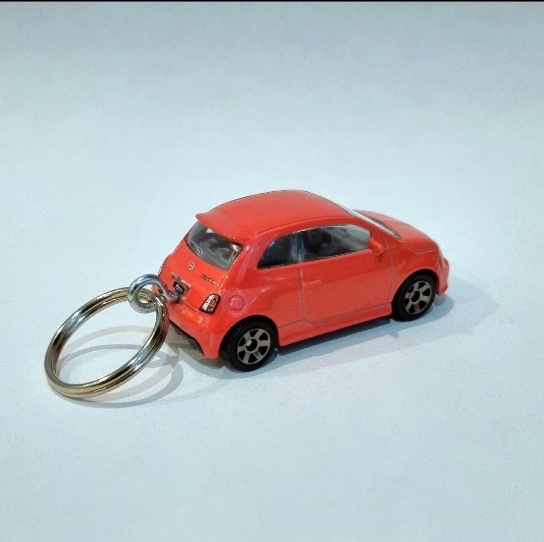 Brelok Fiat 500 breloczek do kluczy Abarth Turbo gadżet auto prezent