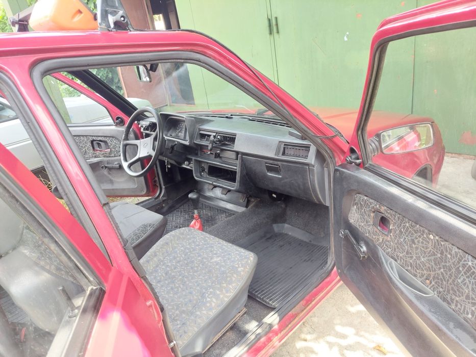 Заз  славута   на полно  ходу  по городу га 10