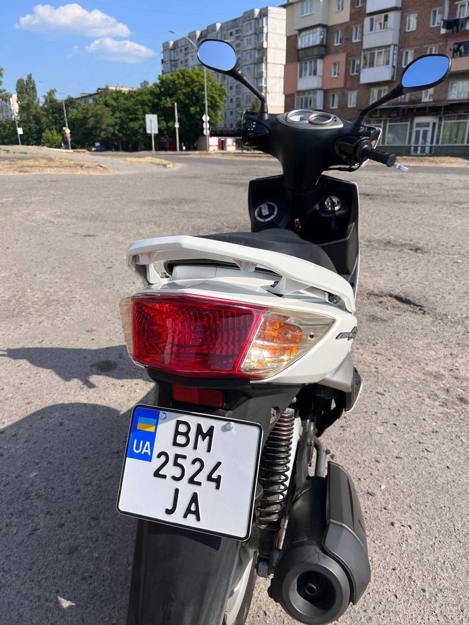 Продам Yamaha Cygnus 125 без пробігу по Україні,з документами