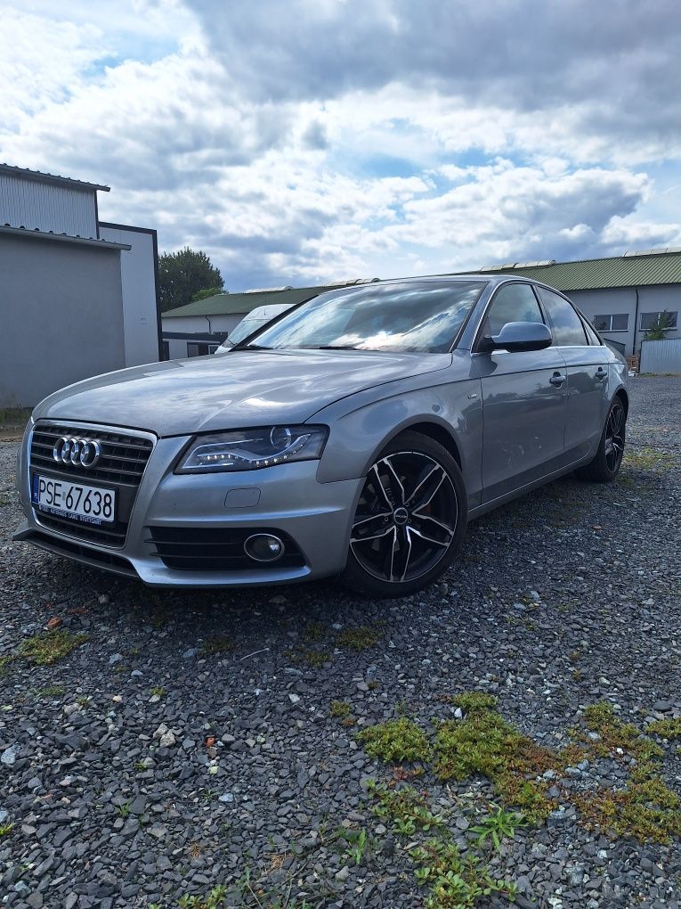 Audi A4B8 S line