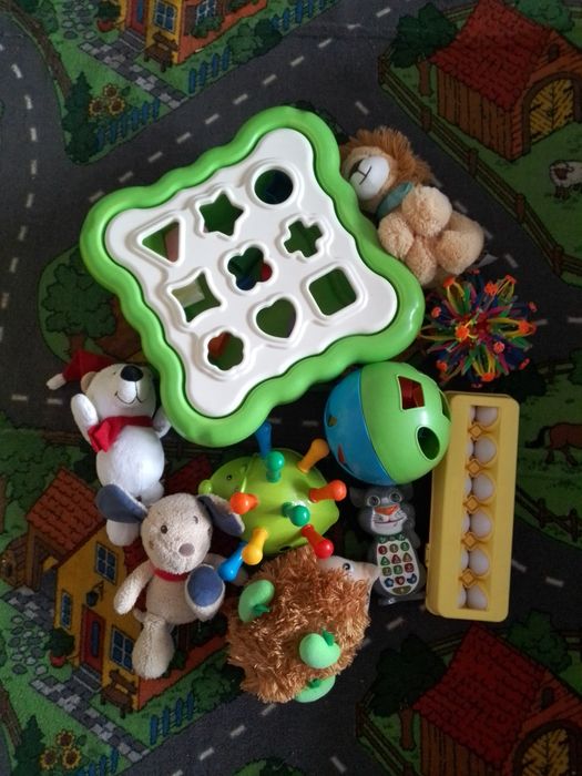 Іграшкі дитячі різні