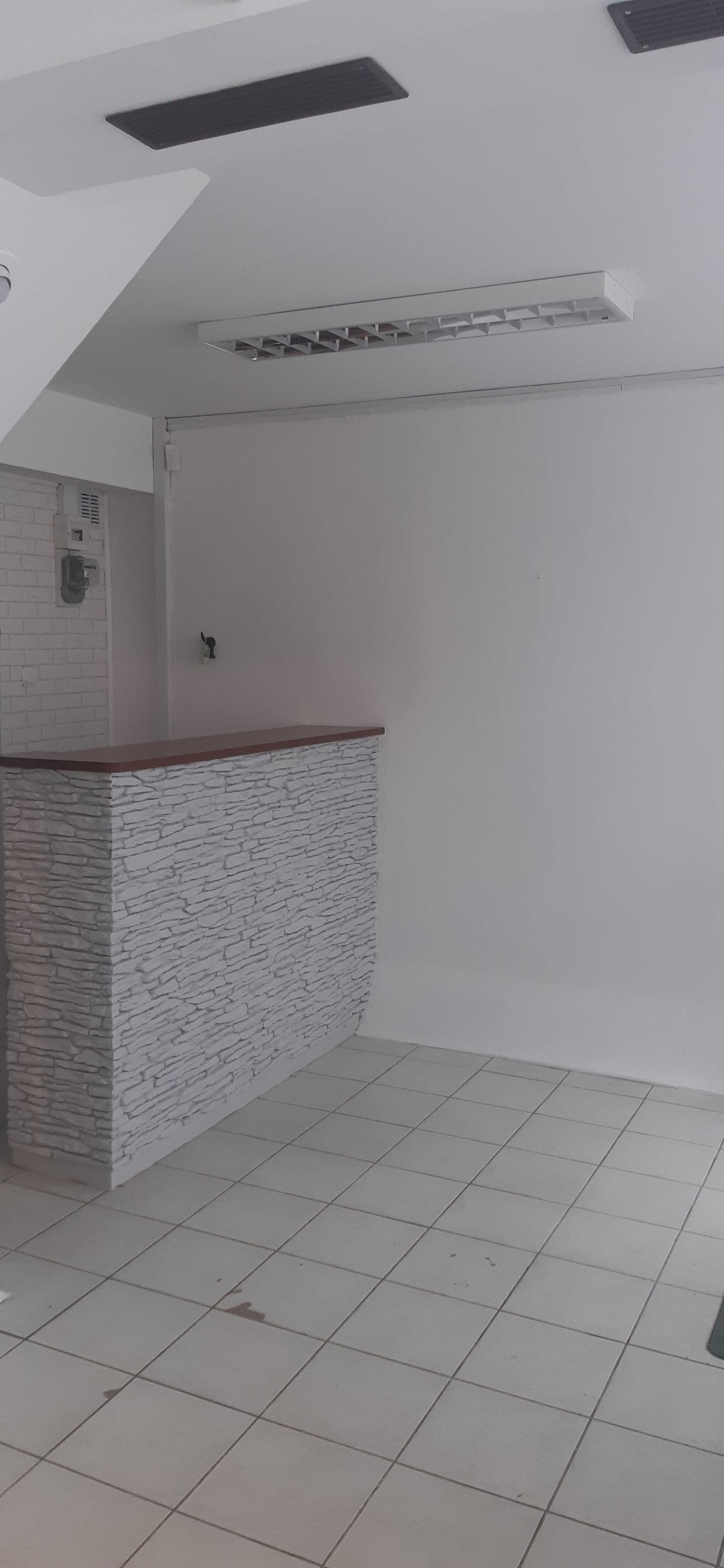 Do wynajęcia lokalu użytkowy 23,5 m2 w centrum Legionowa