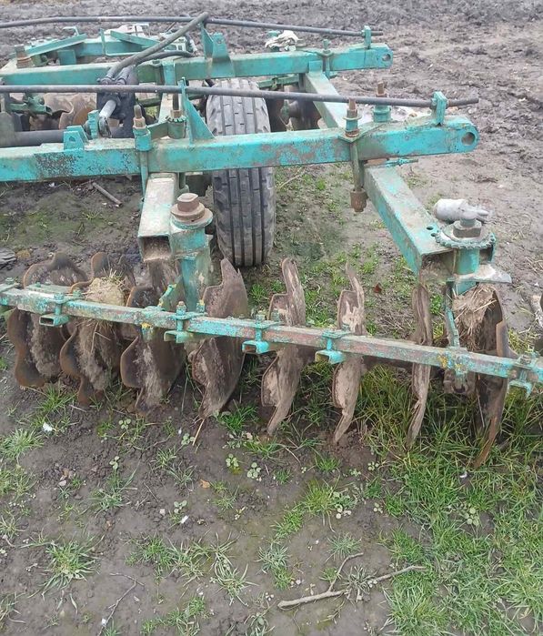 Продам робочу дискову борону