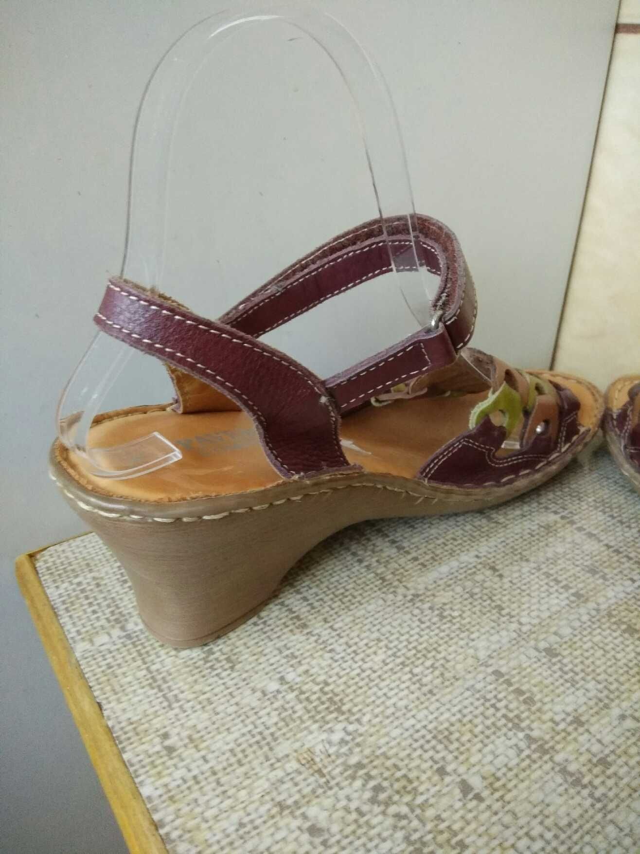 Pavers skórzane sandały rozm. 39 wkładka 26 cm