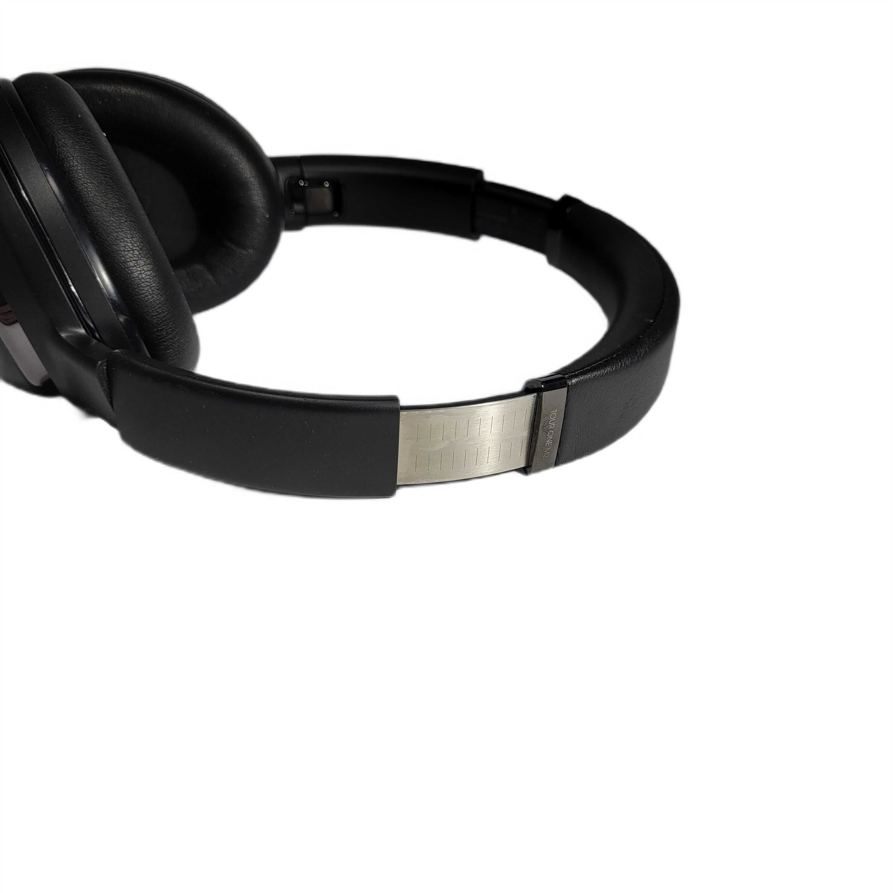 Używane słuchawki JBL Tour One M2