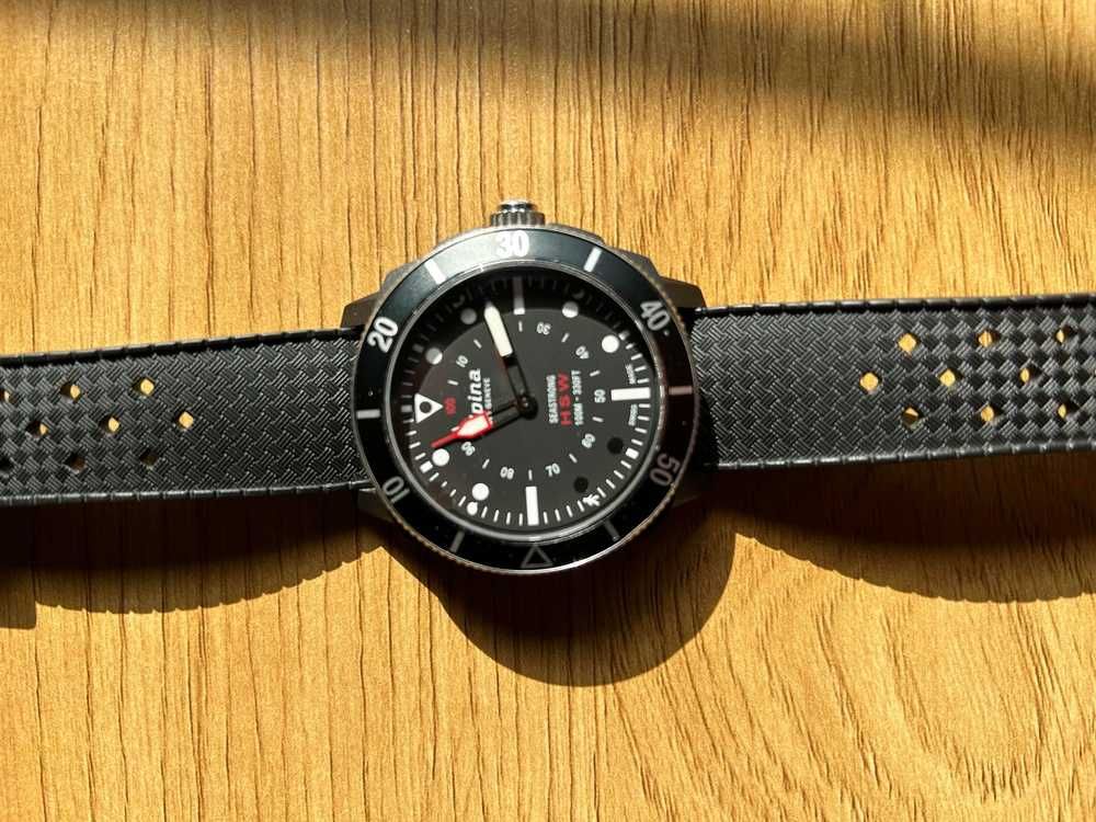 Zegarek ALPINA Seastrong AL-282LBB4V6 (diver ; hybrydowy)