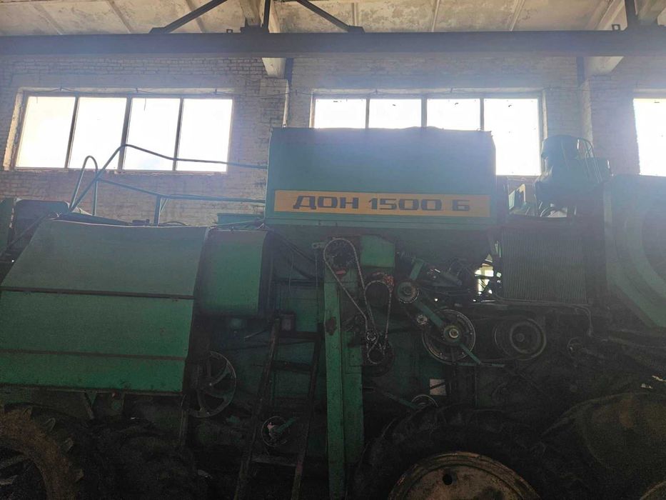 ДОН 1500Б з кукурудзяною жаткою