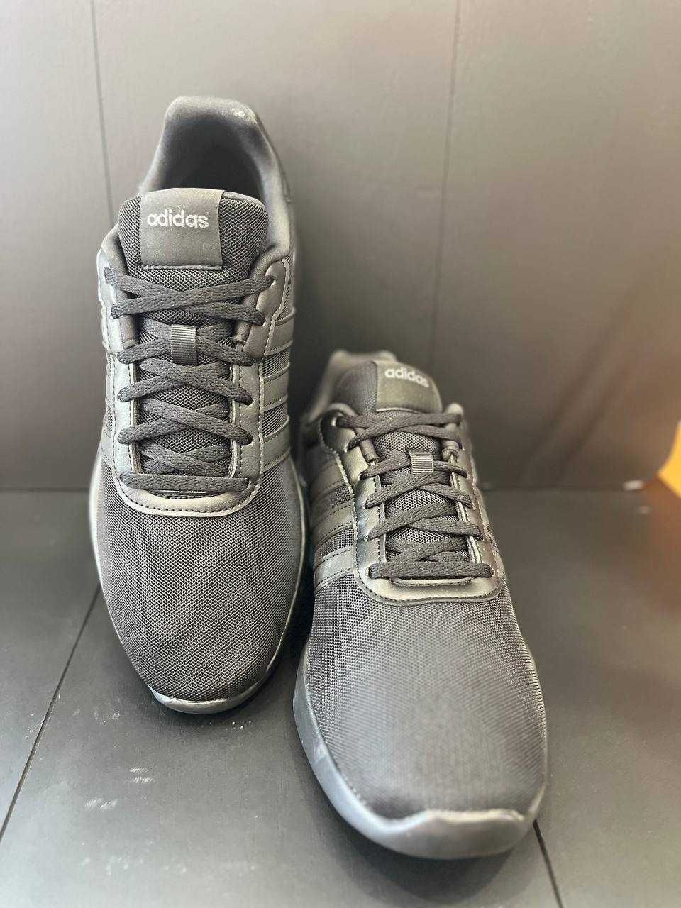 Розпродаж! Оригінальні кросівки Adidas Lite Racer 3.0 (40, 44 2/3)