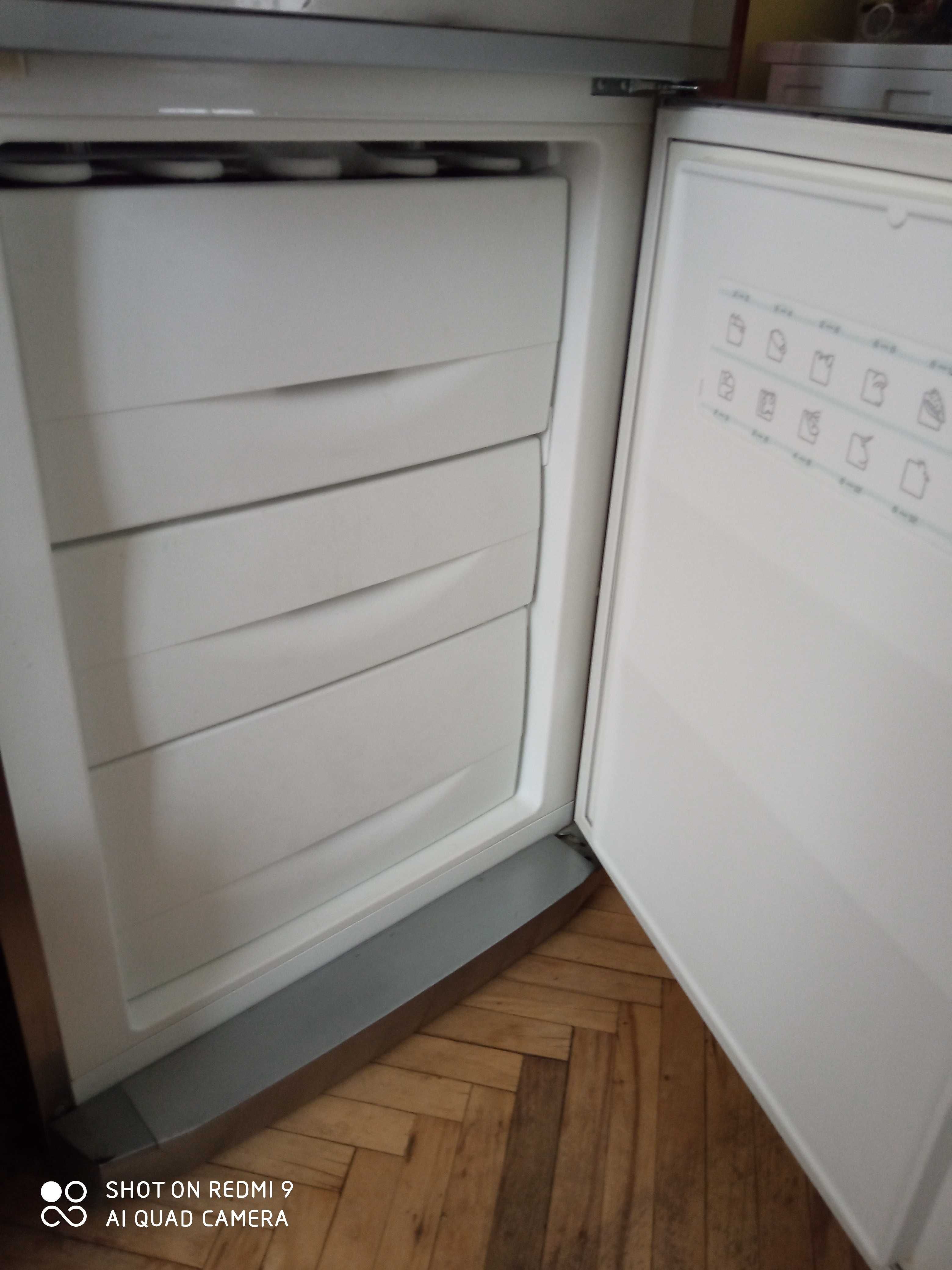 холодильник ардо,повітрянокрапельний,нержавійка,висота 1,9м