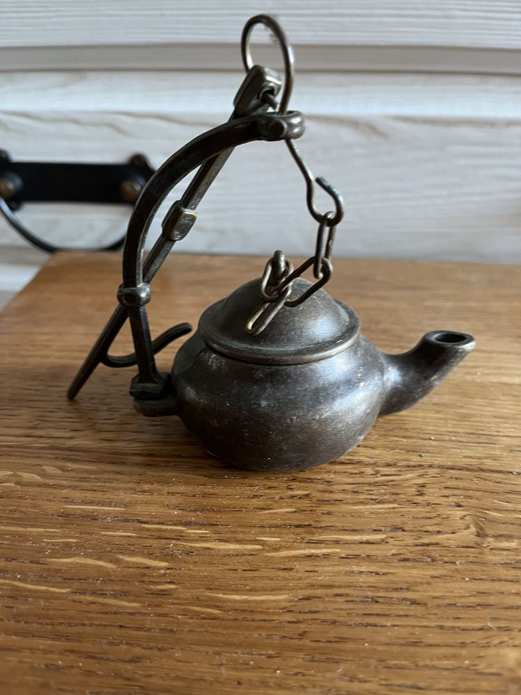 Antyczna lampa oliwna z mosiądzu – w stylu orientalnym