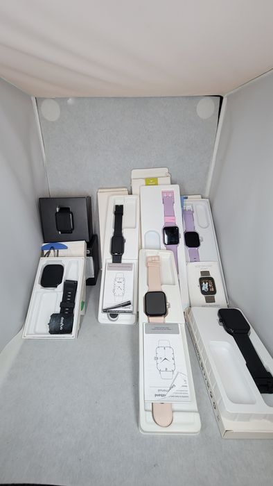 Смарт годинникі різних брендів