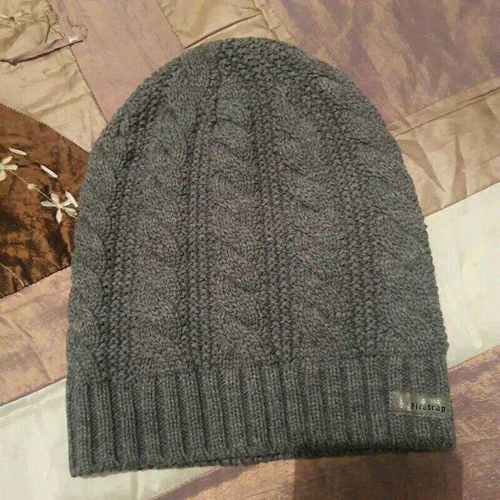 Шапка и шарф серые