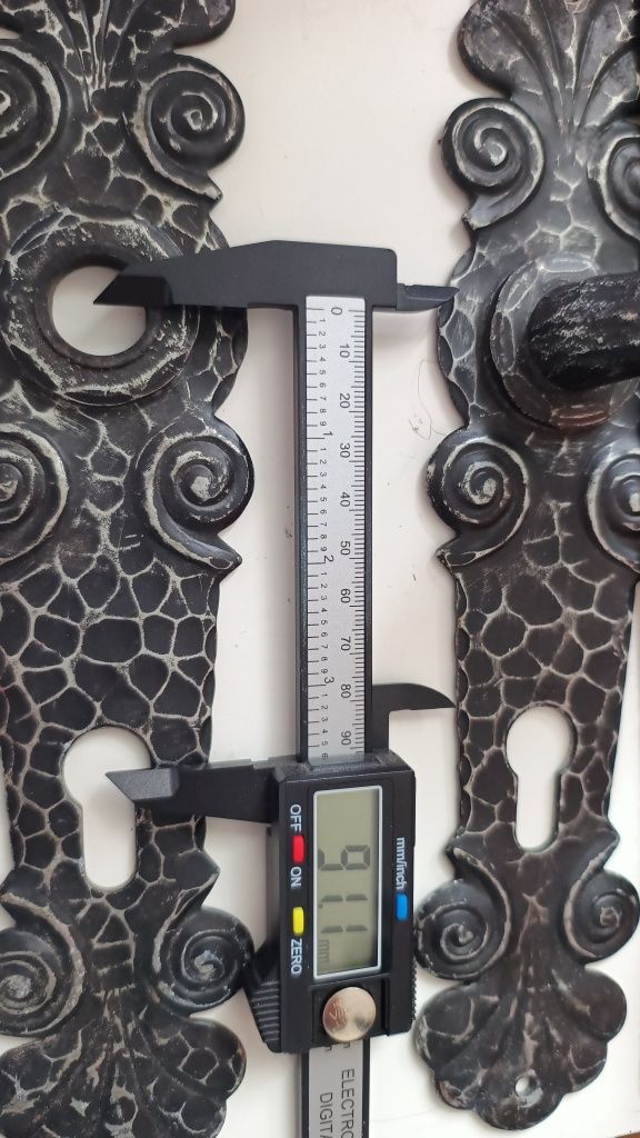 Kuta klamka i gałka w stylu retro 90mm rozstaw  z Niemiec