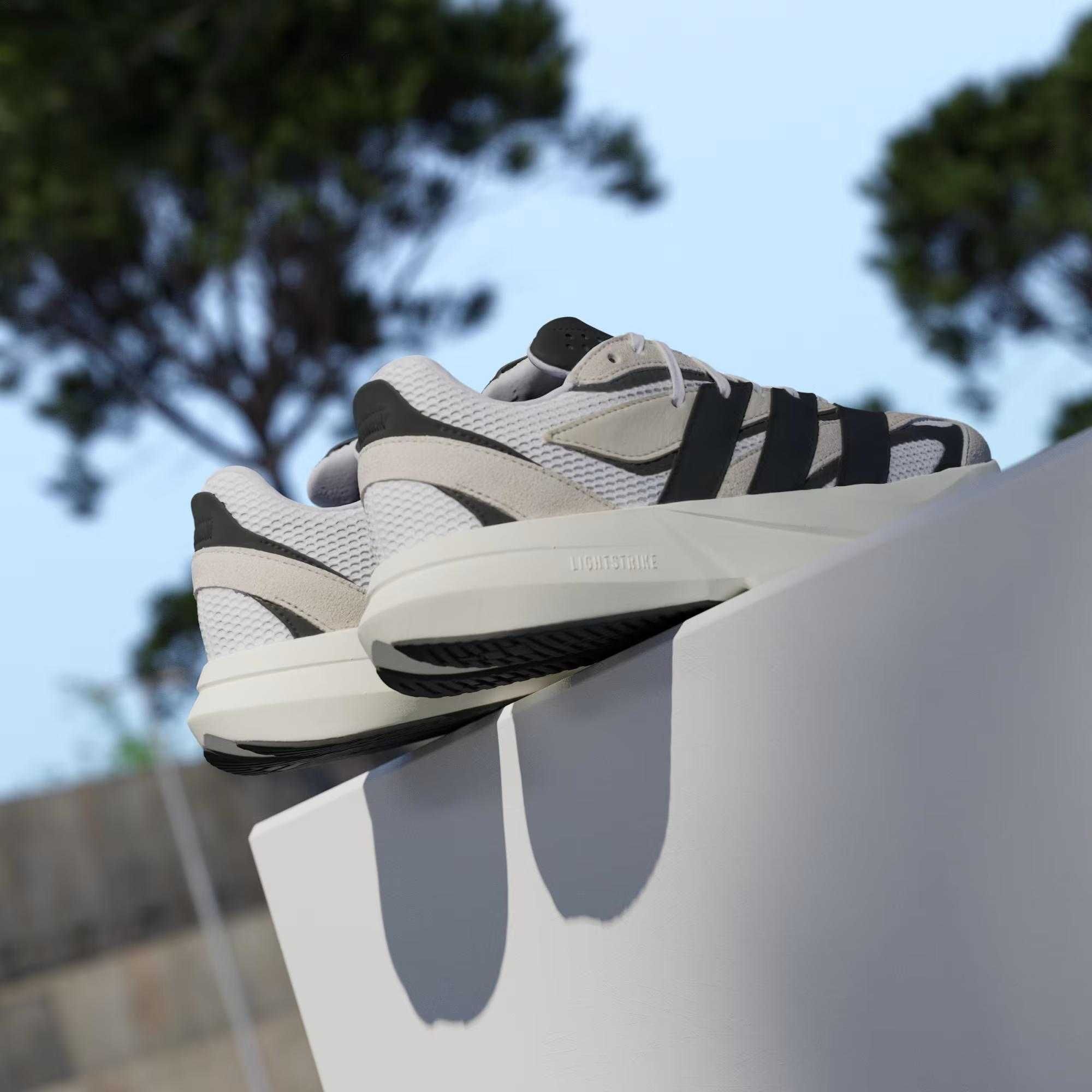 Оригінал! Кросівки Adidas LIGHTBLAZE JH6944