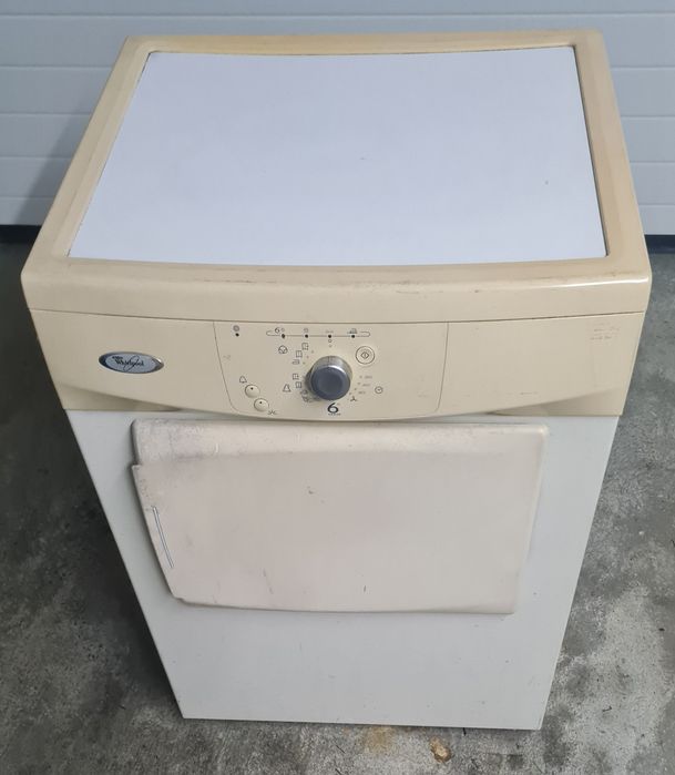 Máquina de secar roupa whirlpool