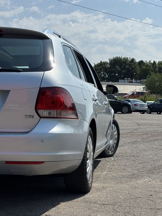 VW Golf 6 2012(2011) 1.4 CAXA Фольцваген Гольф 6 1,4 турбо бензин САХА