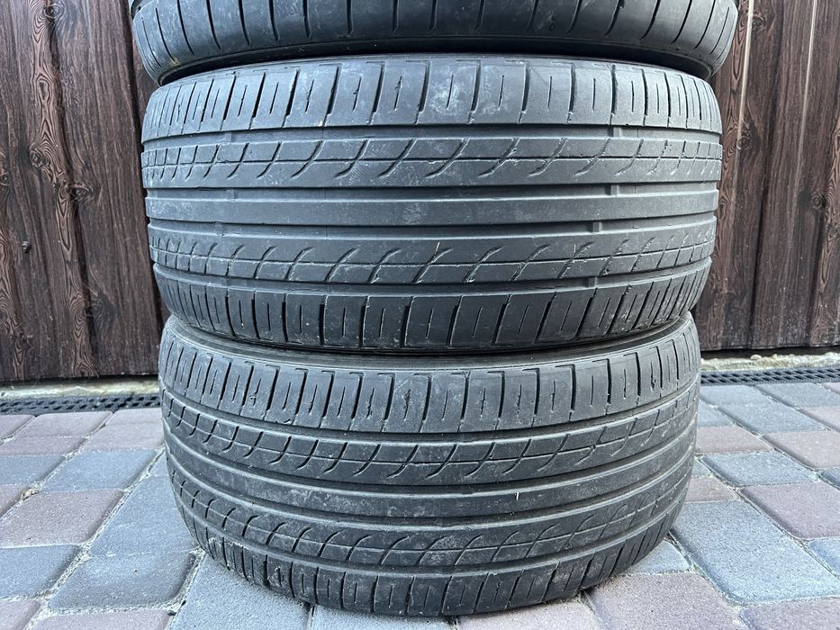 Шины 225/40r18 пара Yokohama Ecos es300, лето