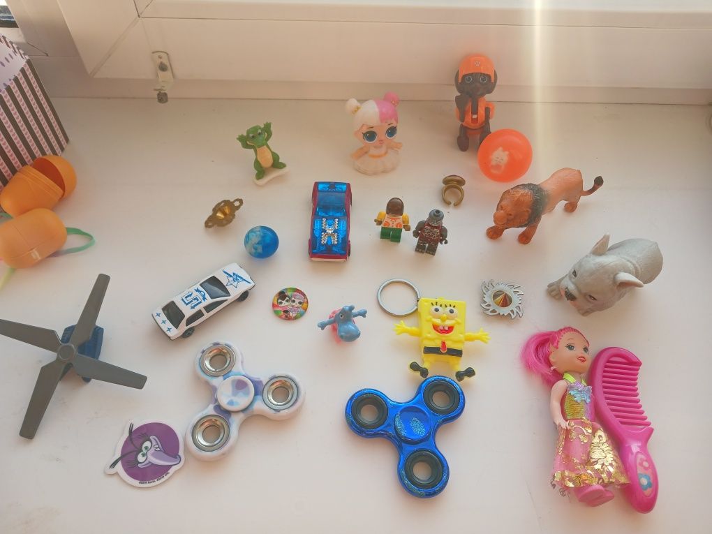 Детские игрушки киндер лего Губка Боб тачки антистресс брелок