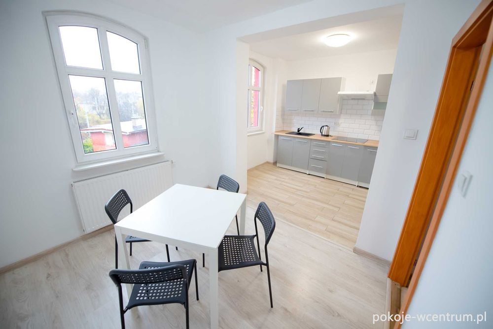 - KOMFORTOWE - Pokoje/Noclegi Pracownicze - Świętochłowice