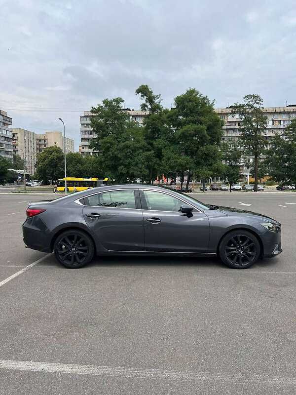Mazda 6 2015 2.5 бензин автомат