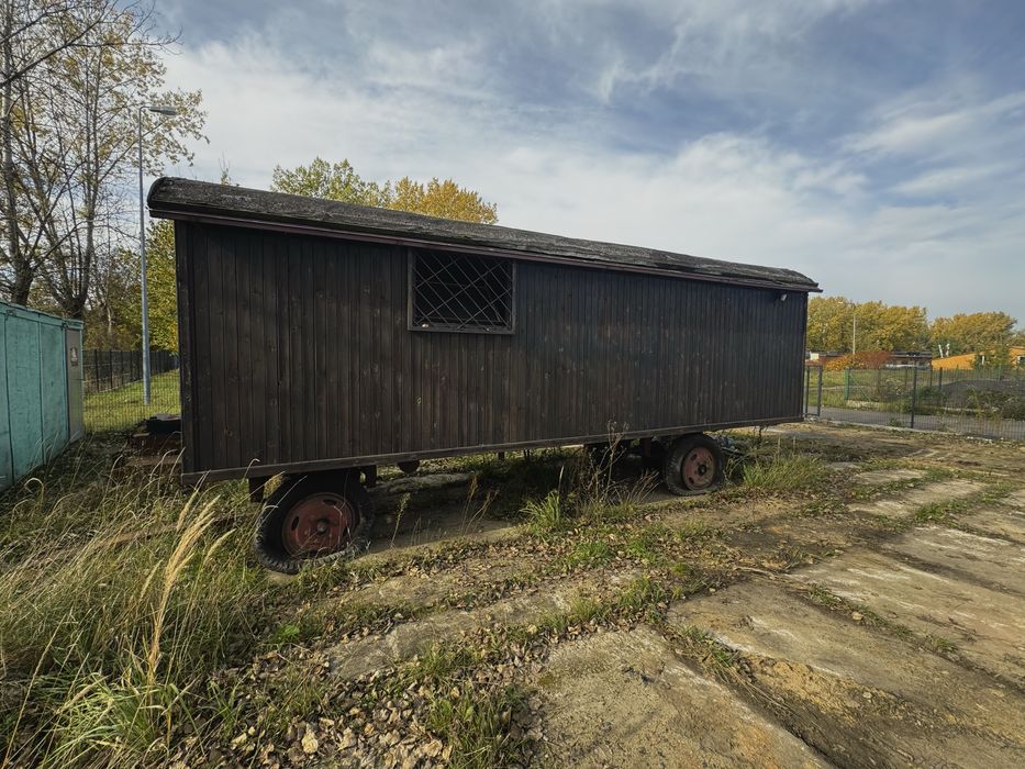 Wóz drzymaly, Barak na kółkach, barakowóz na budowę