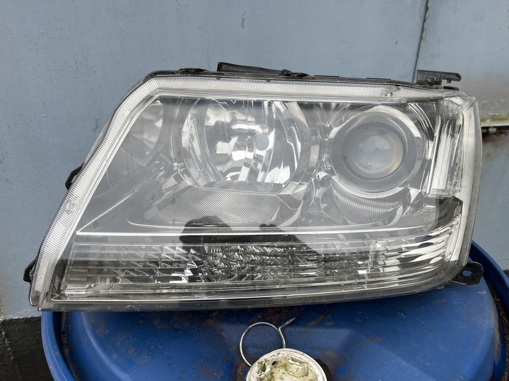 Lampa prawa suzuki vitara