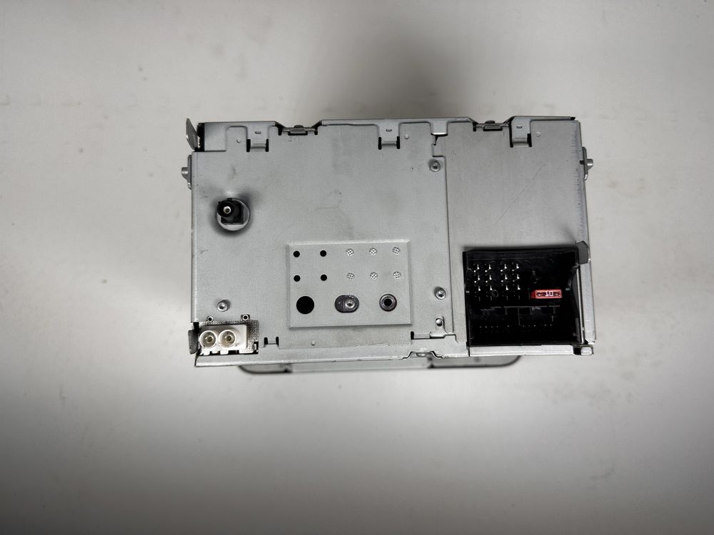 Магнітола BLAUPUNKT RCD 510 3C8 035 195 A VW Passat B7 CC Golf 6