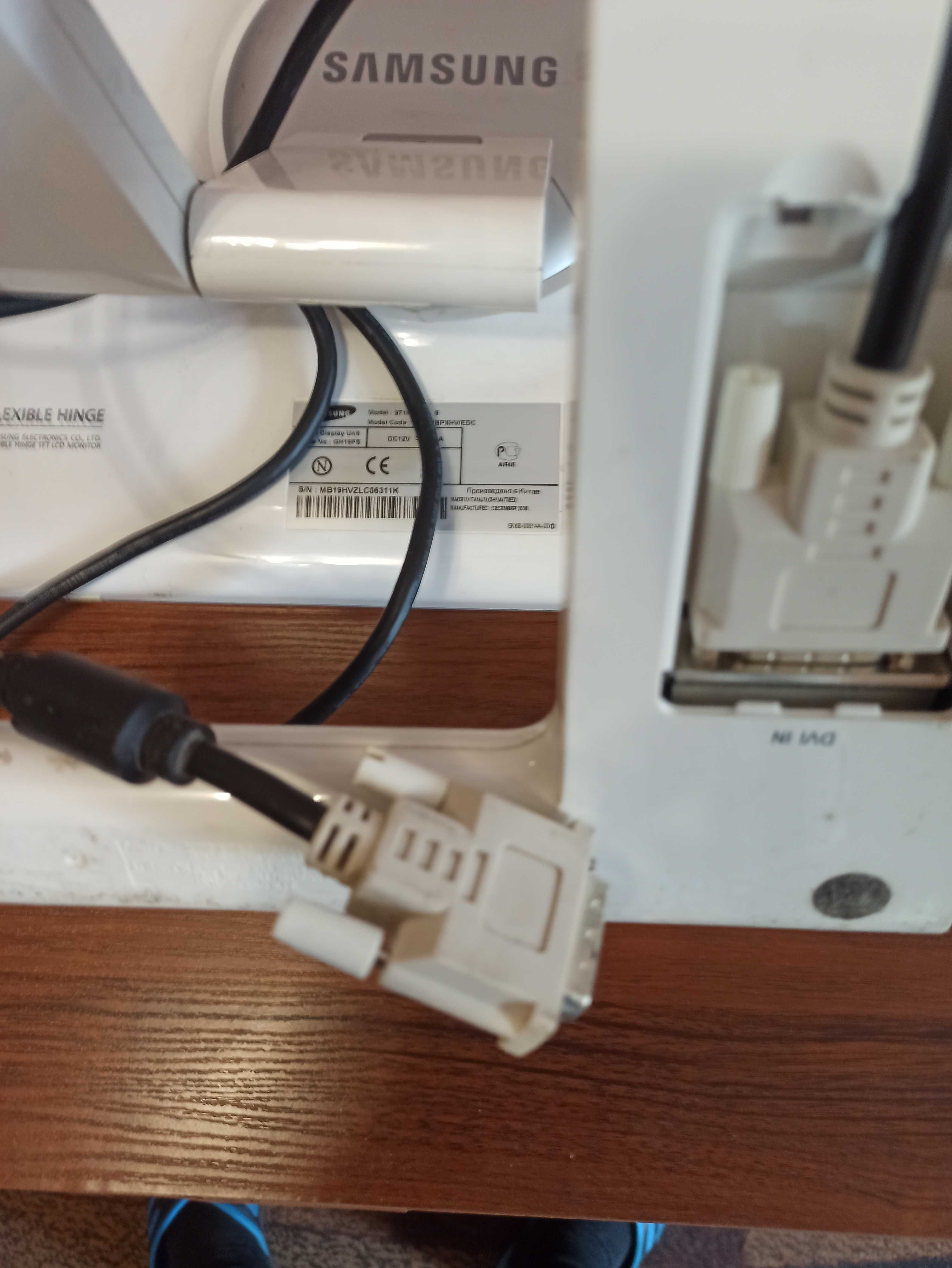 Монытор Samsung SyncMaster 971P